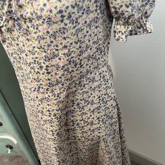 - Sweatheart Summer Dress - Picture 7 of 10